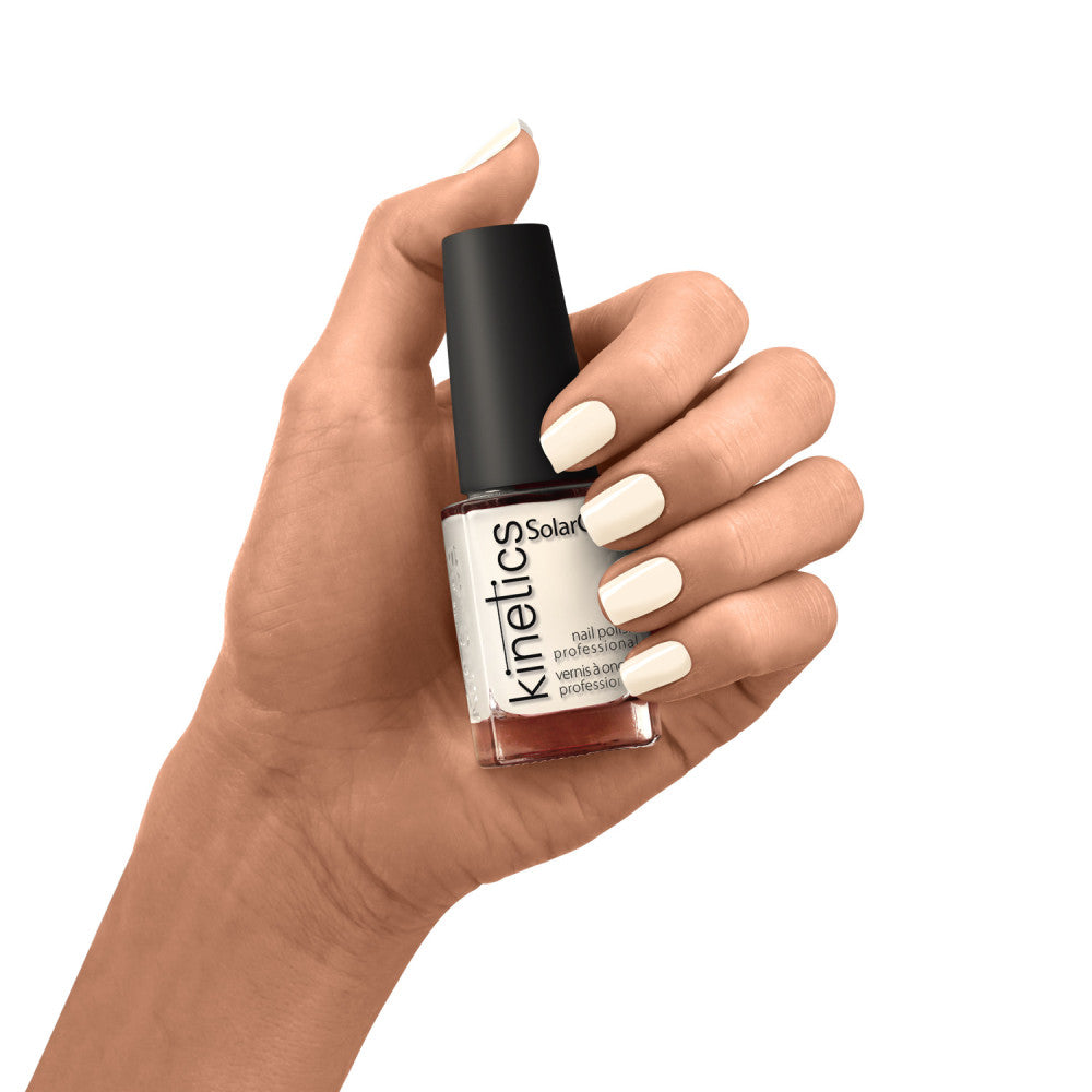 Kinetics SolarGel Nail Polish No.004 - First Date 15Ml