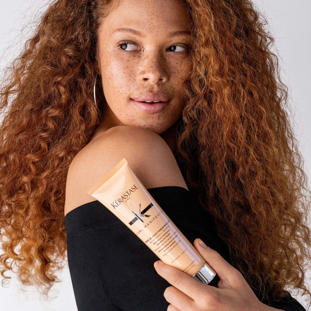 Kerastase Curl Manifesto Crème De Jour Fondamentale Daily Moisturizing Frizz-Reducing Leave-In Treatment 150Ml